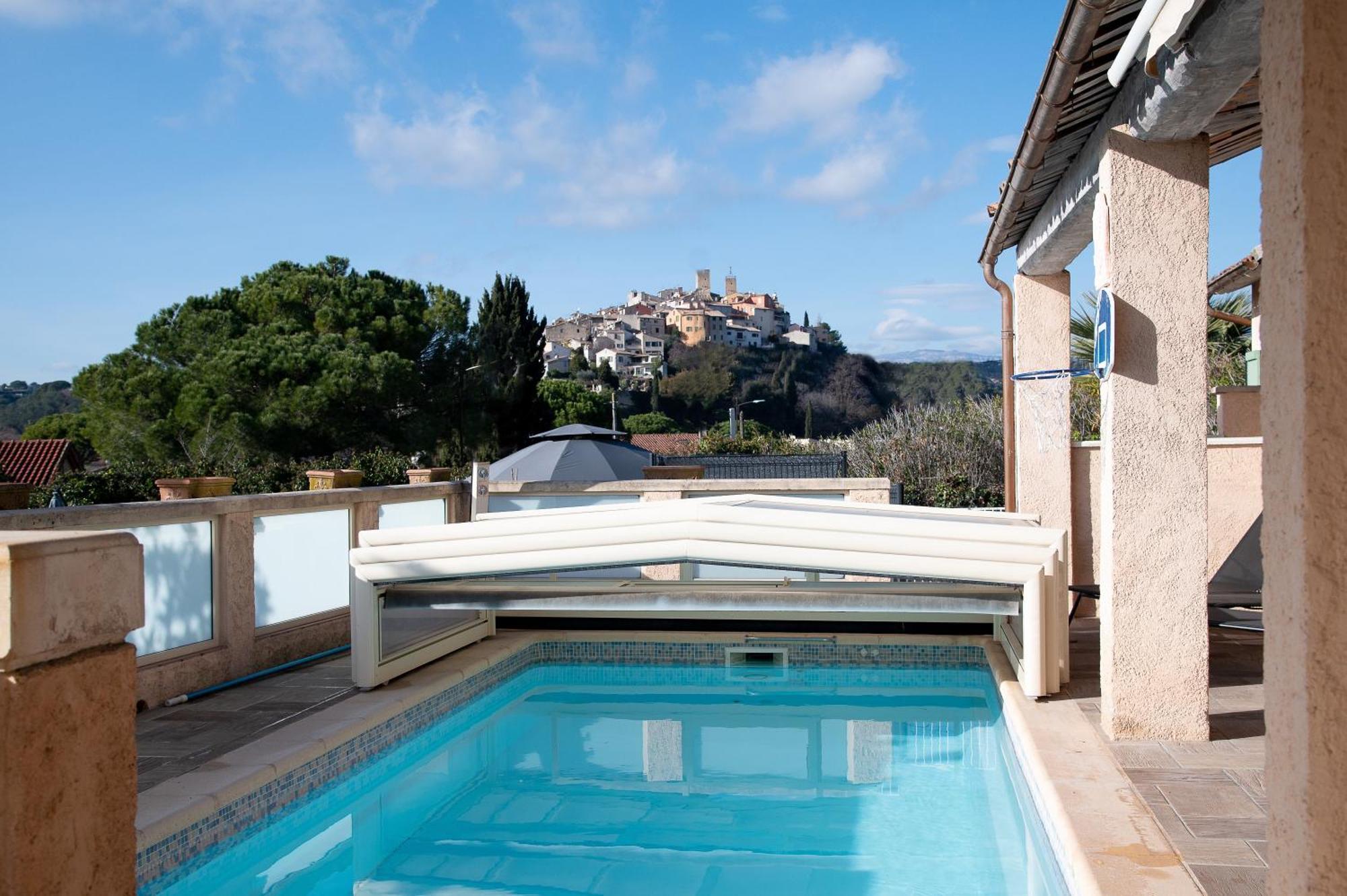 Maison Avec Piscine A Antibes * Biot